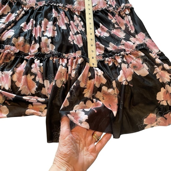 ULLA POPKEN Maxi
Tiered Layered Floral Dress-Size 20/22-Lined-Long Sleeves NWT - Picture 6 of 12